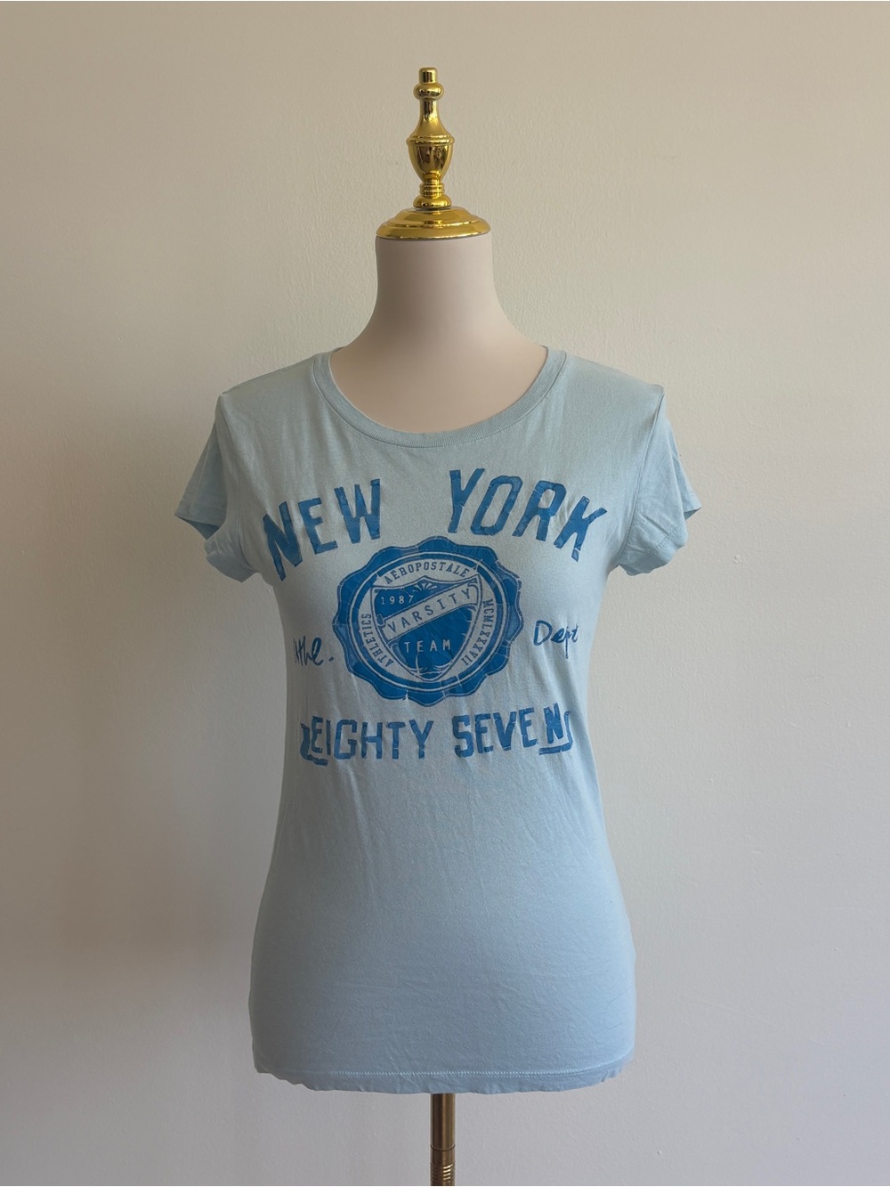Aeropostale New York Varsity 1987 Blue Graphic T-Shirt Women’s Large